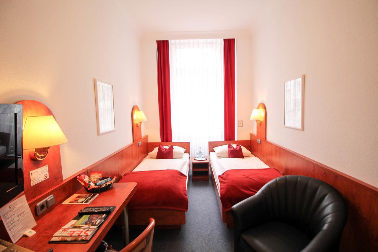 West An Der Bockenheimer Warte Hotel